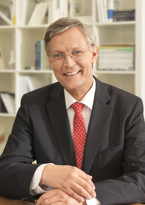 Dr. Ralf-Norbert Bartelt